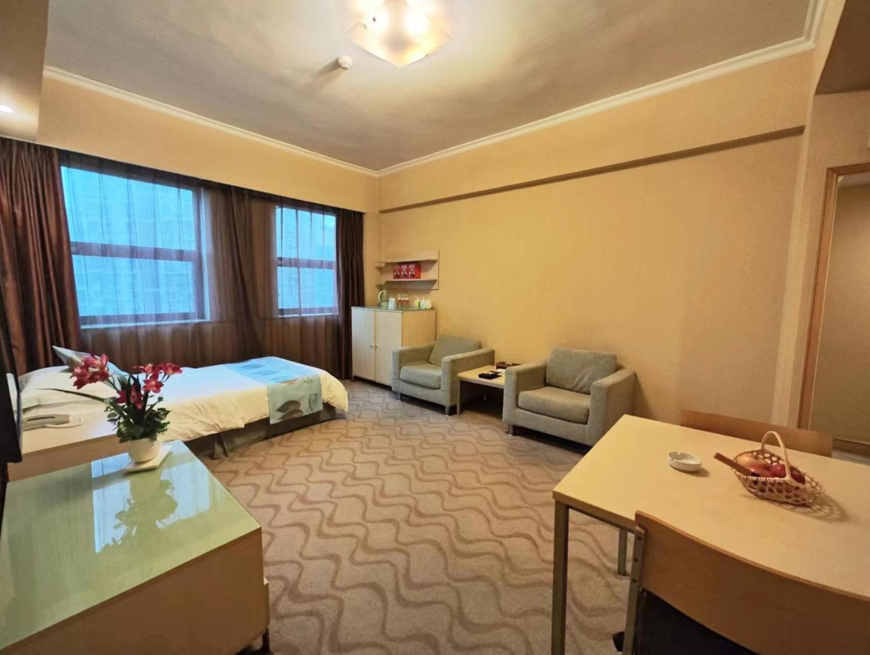 Chongqing Milky Way Hotel Экстерьер фото
