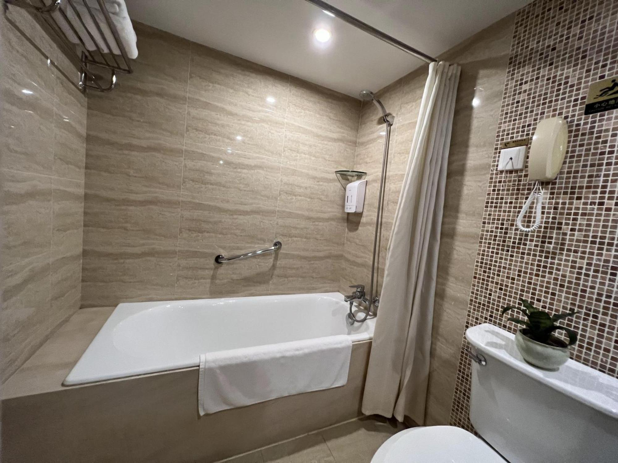 Chongqing Milky Way Hotel Экстерьер фото